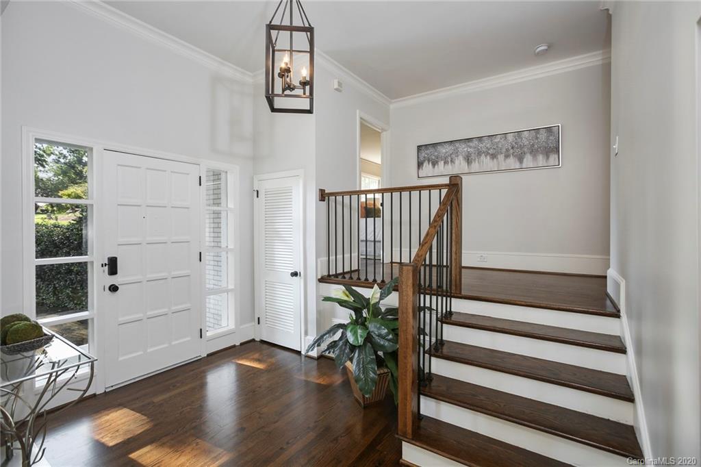 3242 Mountainbrook Road Charlotte, NC 28210 - Photo 4 of 32 Gallery Image 4