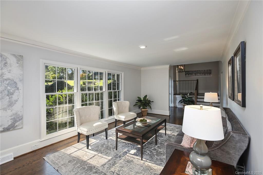 3242 Mountainbrook Road Charlotte, NC 28210 - Photo 6 of 32 Gallery Image 6