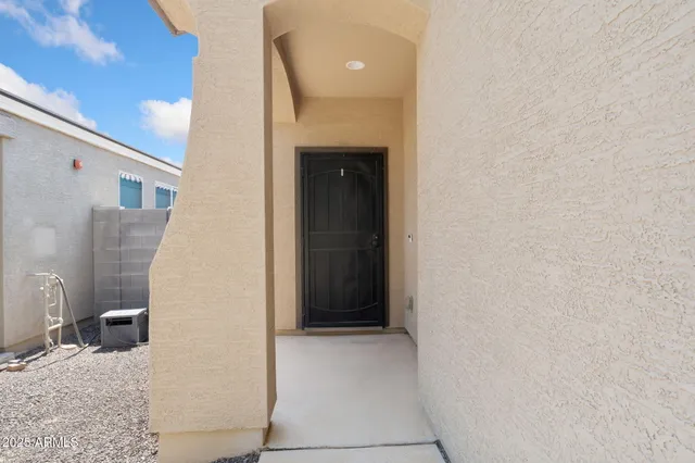 $2,500 | 21451 West Palm Lane, Buckeye, AZ 85396