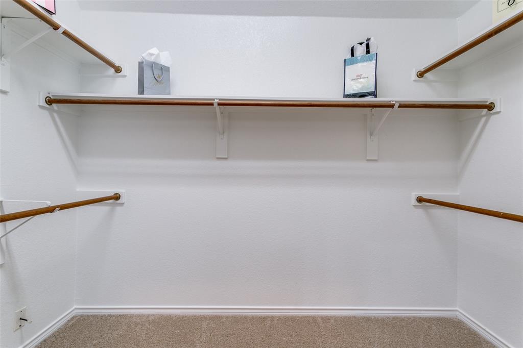 303 Old York Road Irving, TX 75063 - Photo 18 of 26 a close view of closet