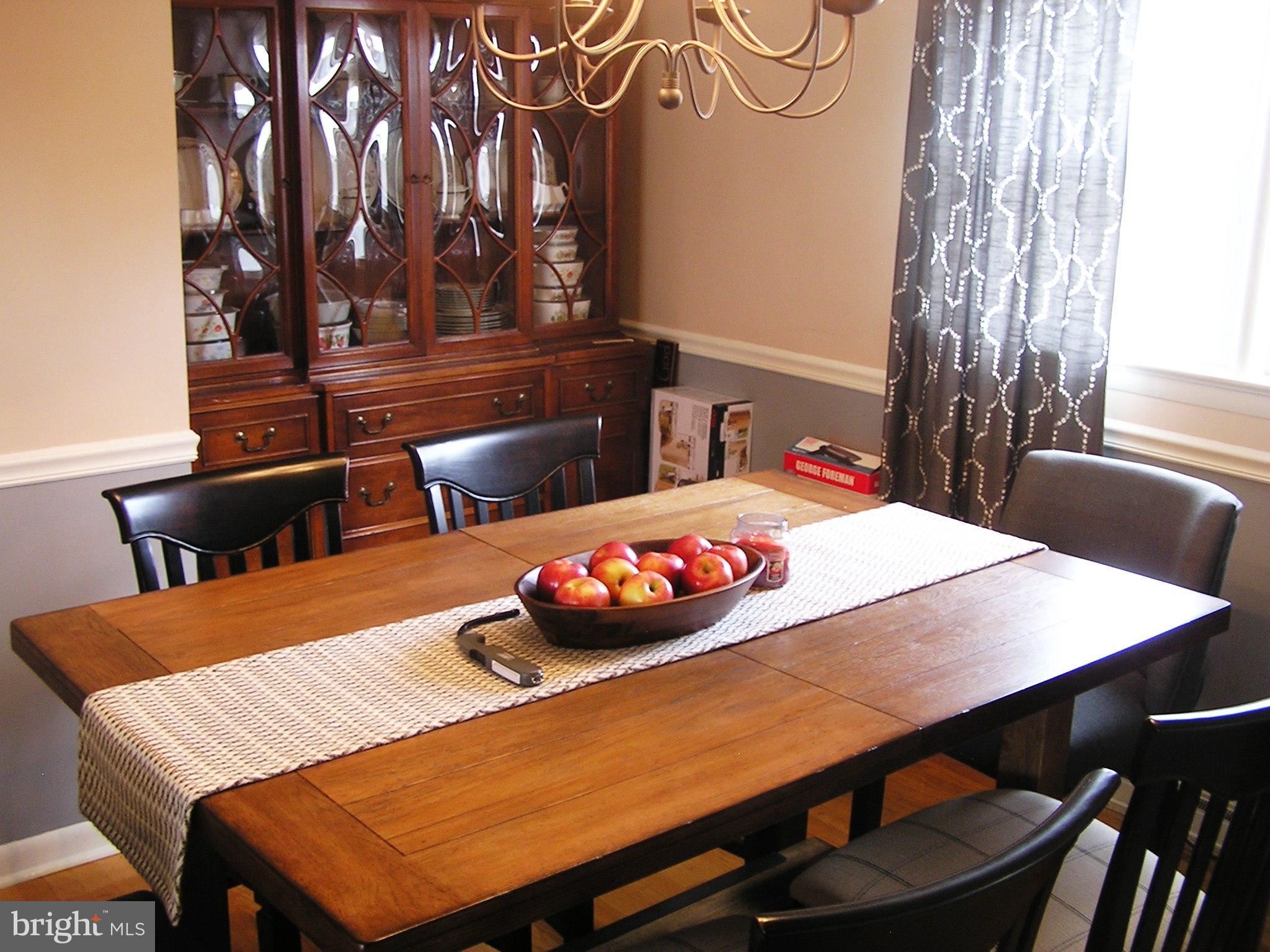 408 Beechcroft Road Winchester, VA 22601 - Photo 7 of 21 Dining Room