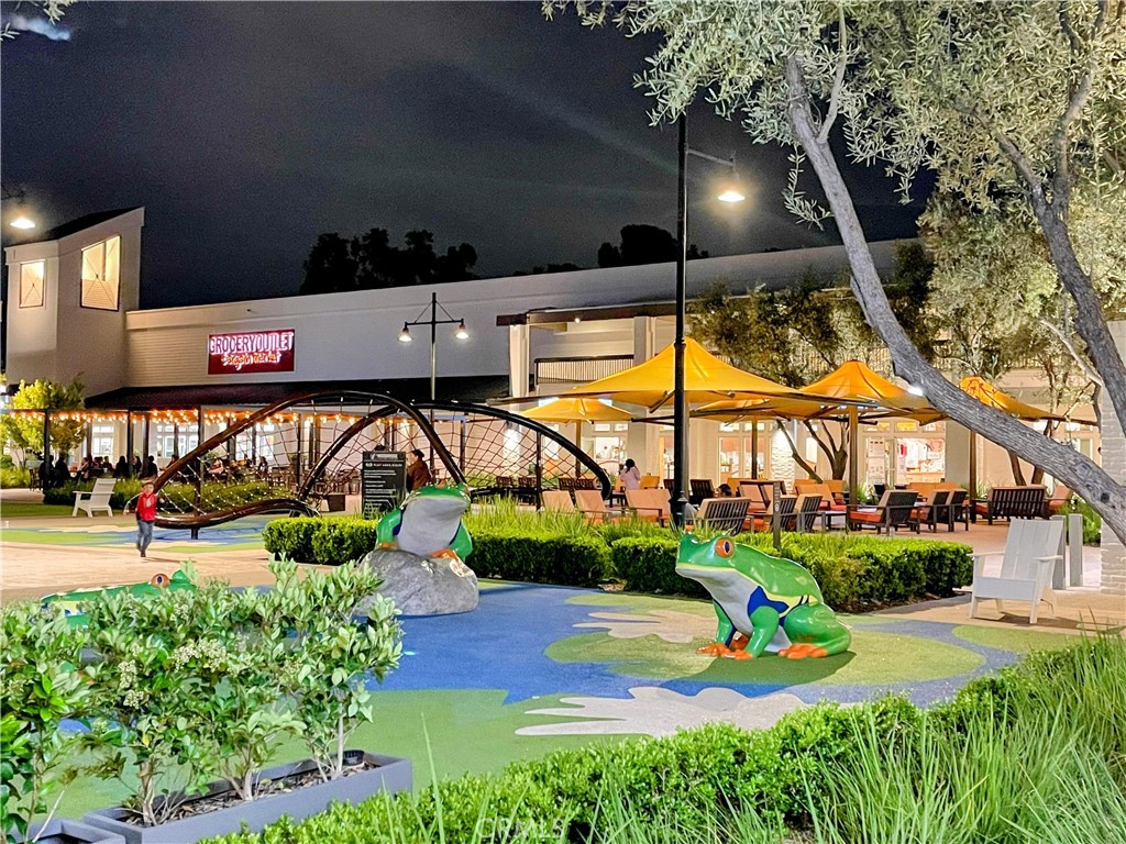 17 Fallbrook Irvine, CA 92604 - Photo 27 of 31