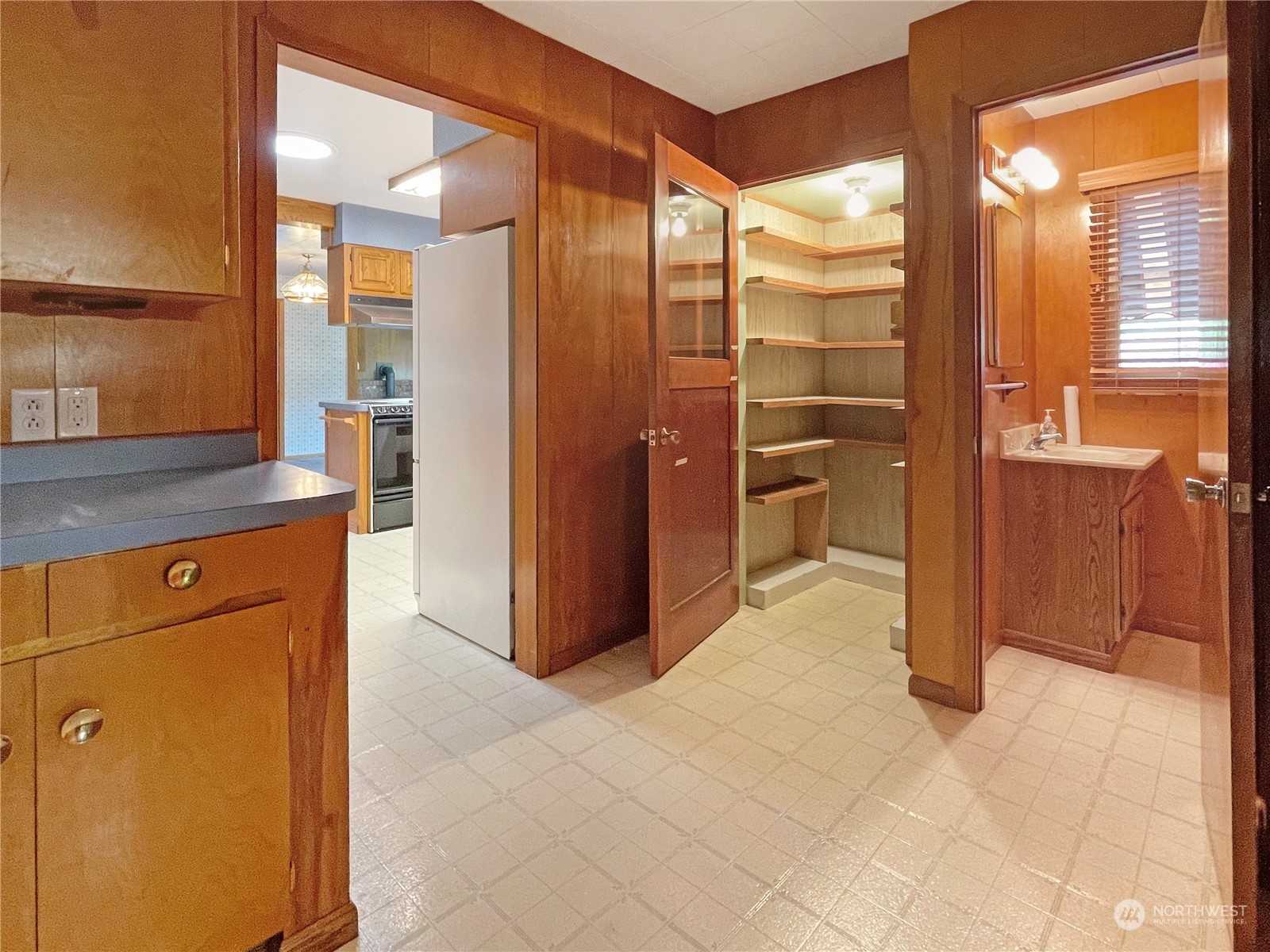 238 Carnine Road Silverlake, WA 98645 - Photo 17 of 39 Gallery Image 17