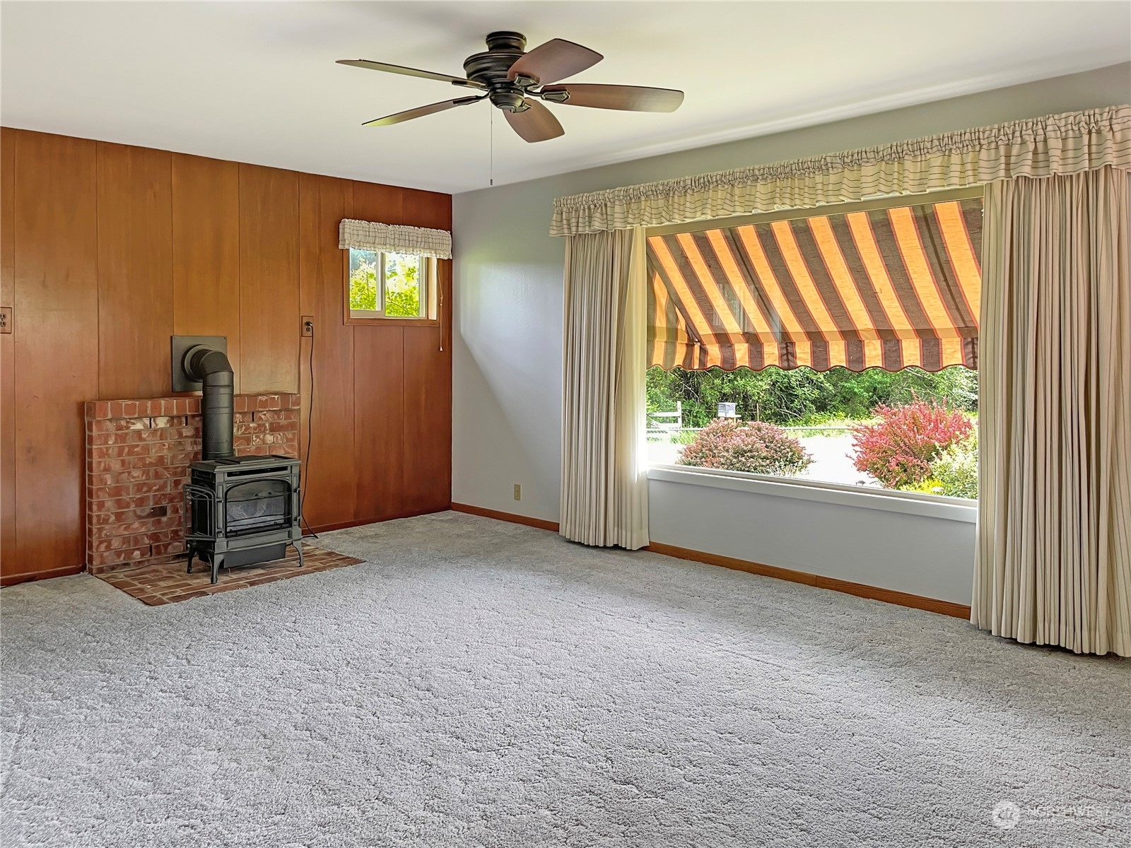 238 Carnine Road Silverlake, WA 98645 - Photo 3 of 39 Gallery Image 3