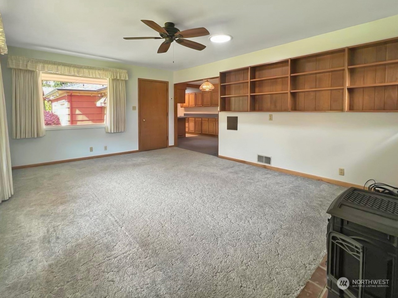 238 Carnine Road Silverlake, WA 98645 - Photo 4 of 39 Gallery Image 4
