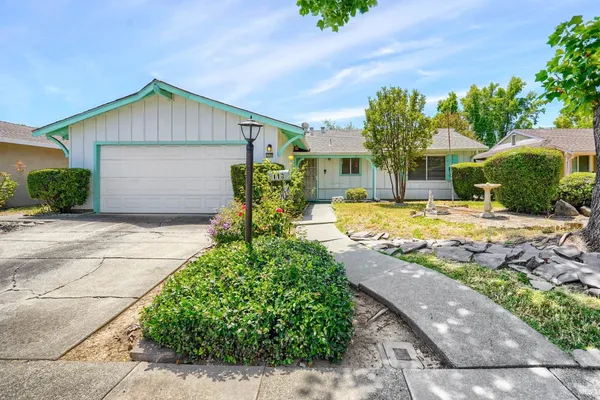 $449,500 | 118 Rainier Circle, Vacaville, CA 95687