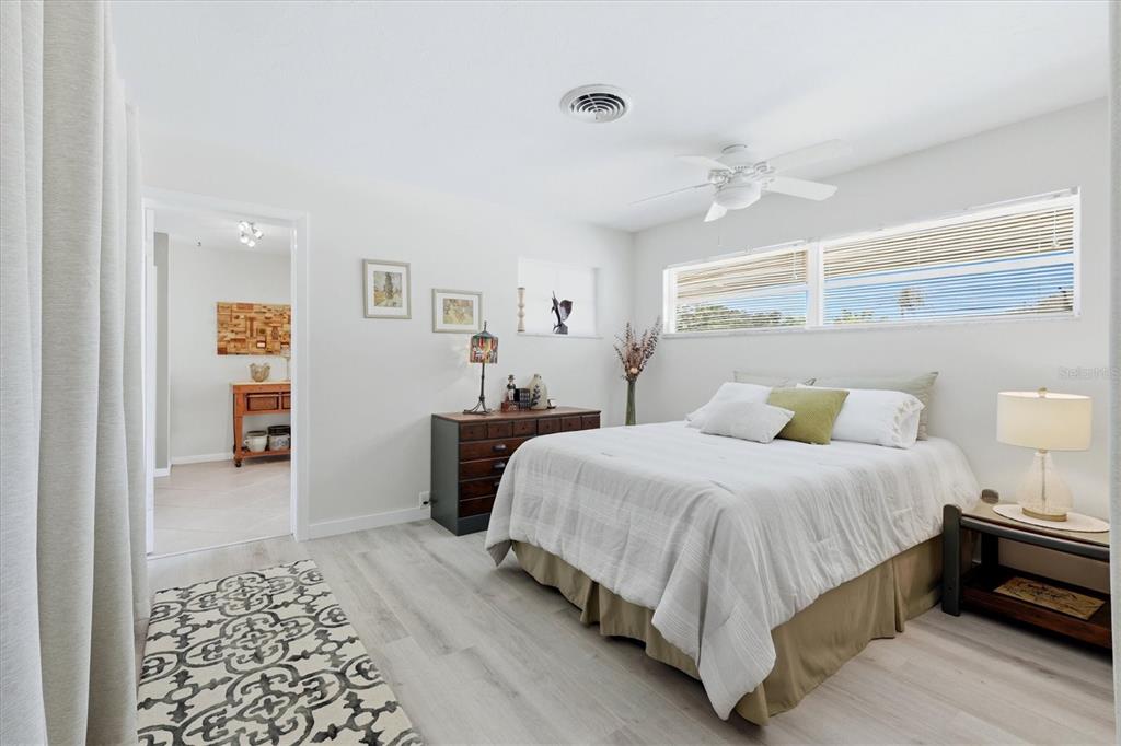 3612 South Lockwood Ridge Road Sarasota, FL 34239 - Photo 33 of 56 Gallery Image 33