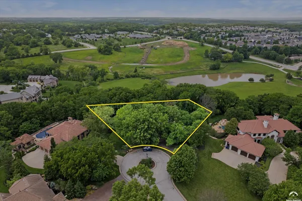 $180,000 | 3708 Buck Brush Court, Lawrence, KS 66049