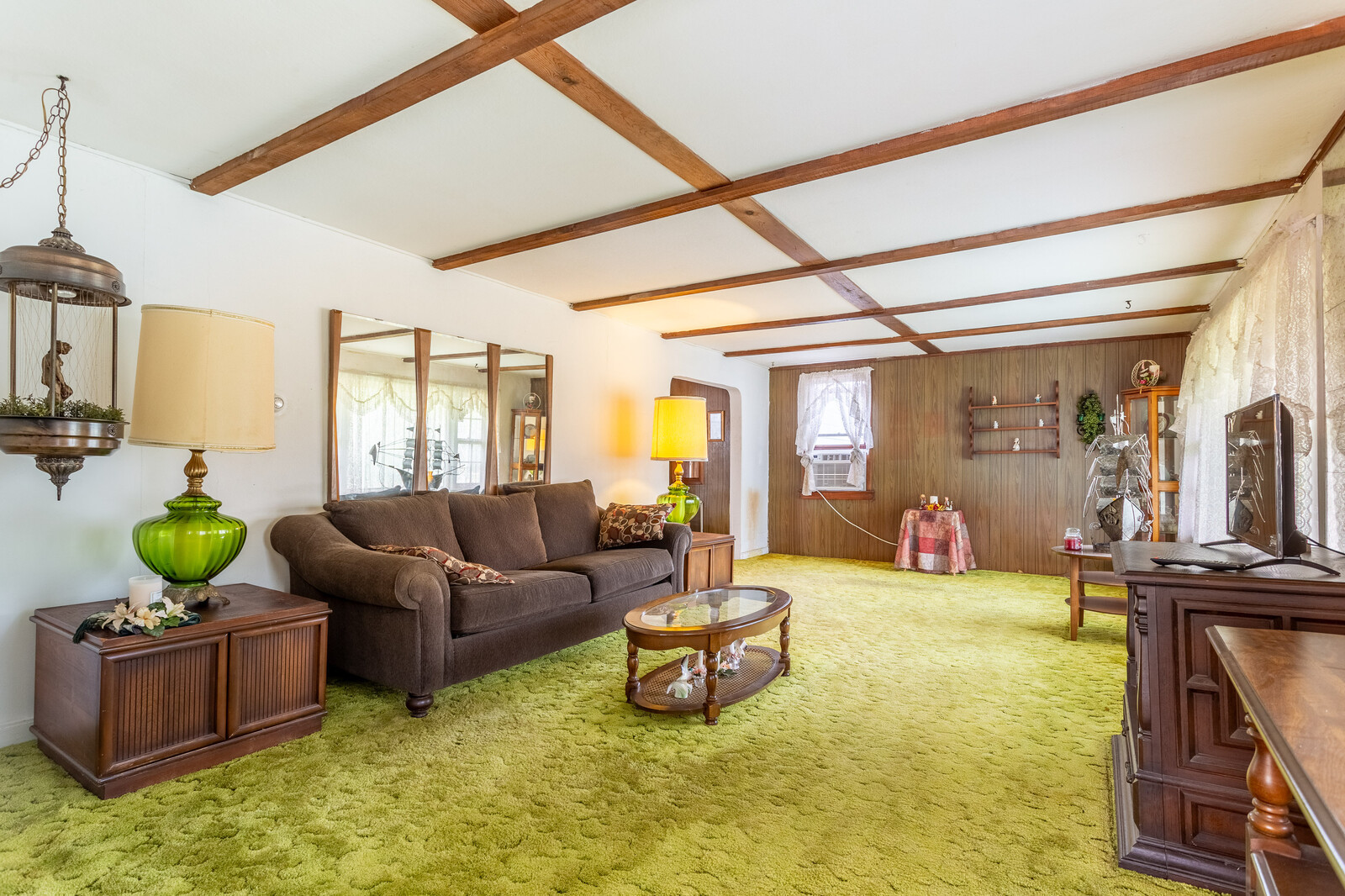 9110 Miller Road Lake In The Hills, IL 60156 - Photo 14 of 30 Gallery Image 14