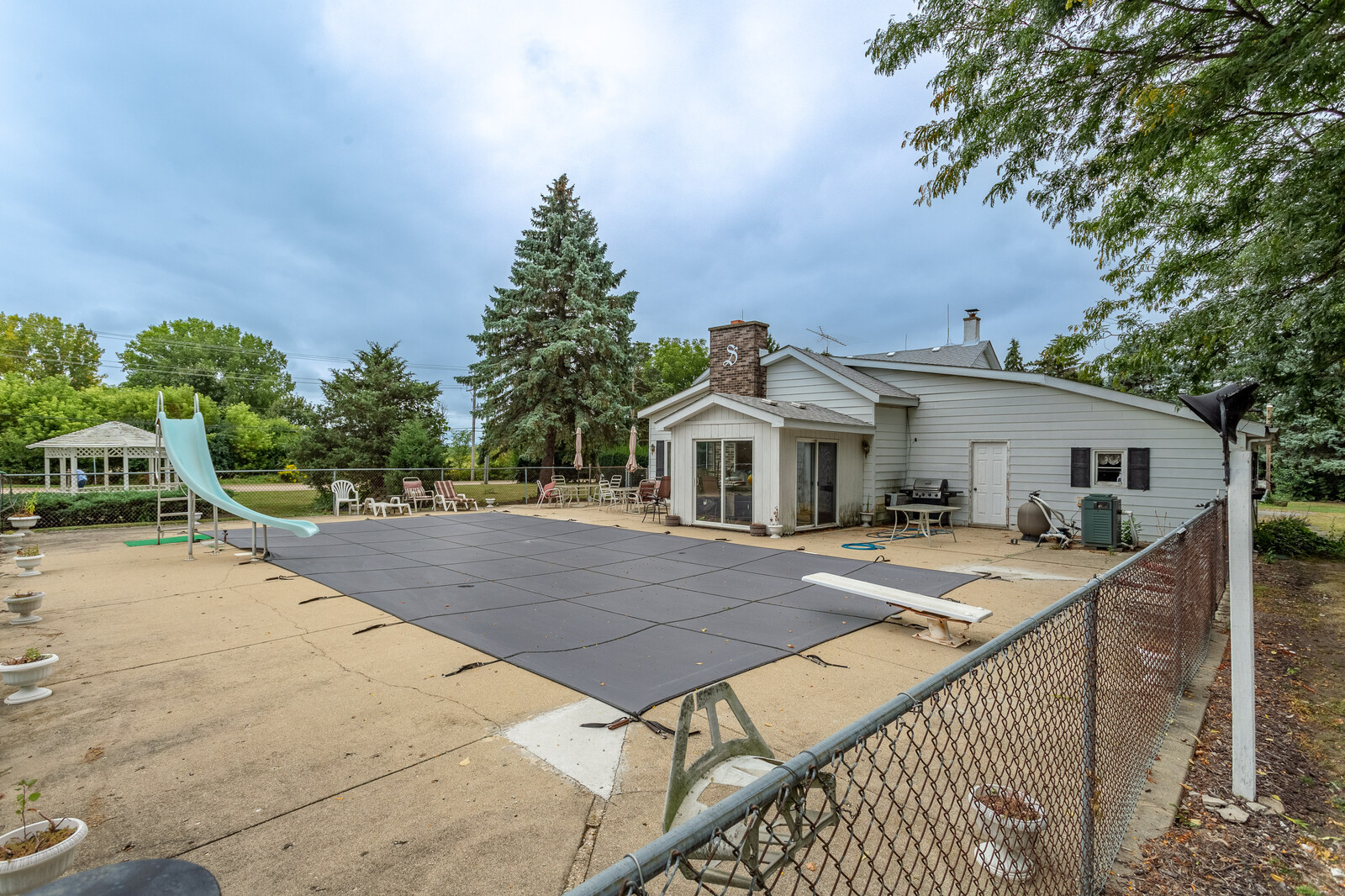 9110 Miller Road Lake In The Hills, IL 60156 - Photo 5 of 30 Gallery Image 5