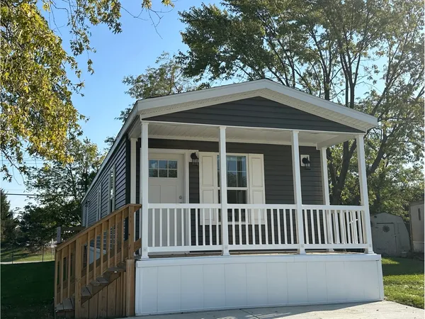 $99,500 | 51 Brushwood Drive, Matteson, IL 60443