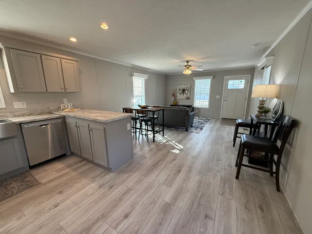 $99,500 | 51 Brushwood Drive, Matteson, IL 60443