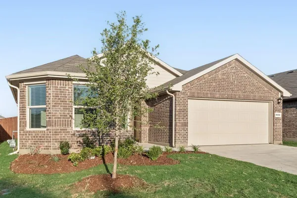 $2,275 | 8556 Dunnstown Drive, Fort Worth, TX 76131