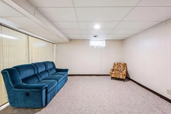 $325,000 | 11447 55th Street Northeast, Albertville, MN 55301