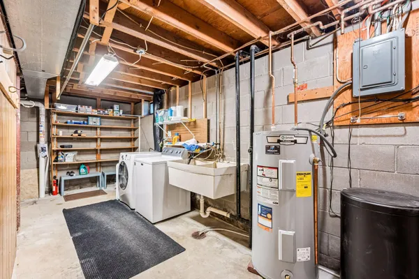 $325,000 | 11447 55th Street Northeast, Albertville, MN 55301