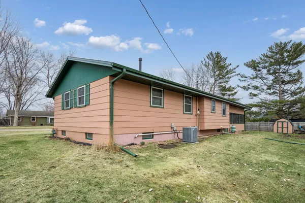 $325,000 | 11447 55th Street Northeast, Albertville, MN 55301