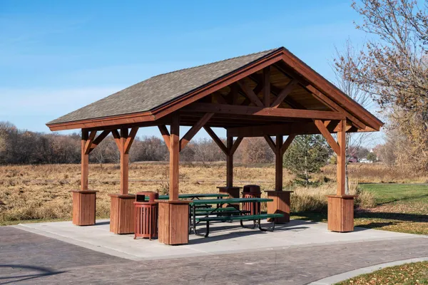 $325,000 | 11447 55th Street Northeast, Albertville, MN 55301