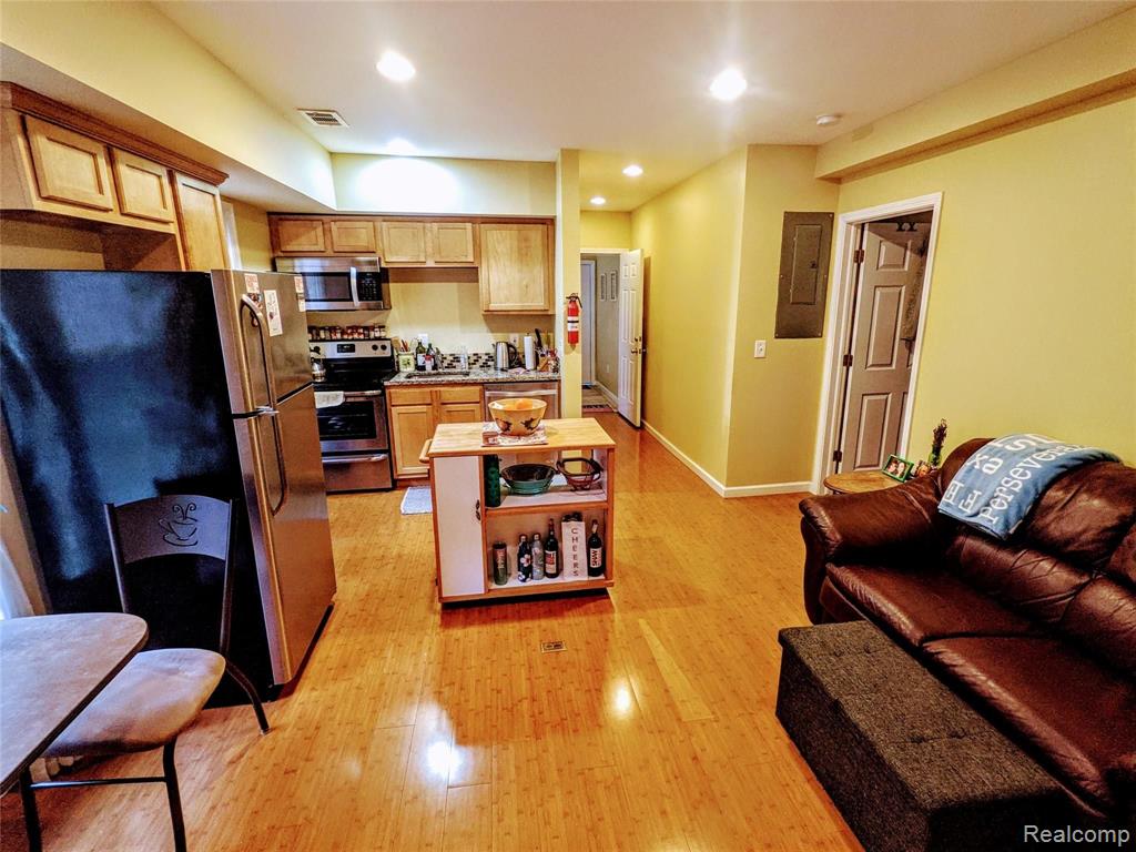 4759 Trumbull, Unit 2B Detroit, MI 48208 - Photo 6 of 21