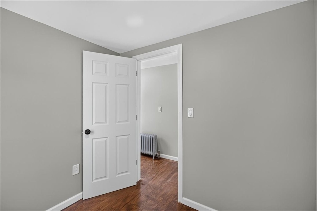58 Greene Street Springfield, MA 01109 - Photo 27 of 41