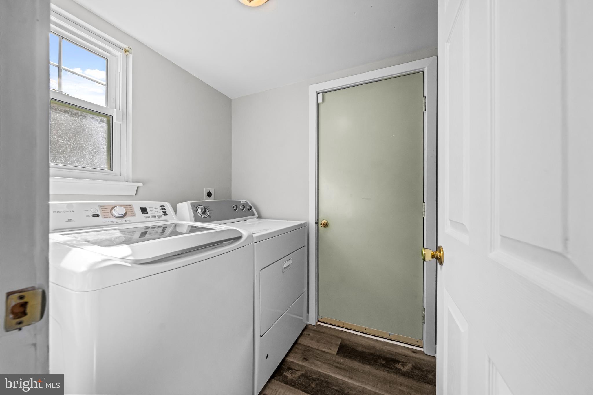 12 Apple Way Marlton, NJ 08053 - Photo 18 of 47 a bathroom with a sink and a mirror