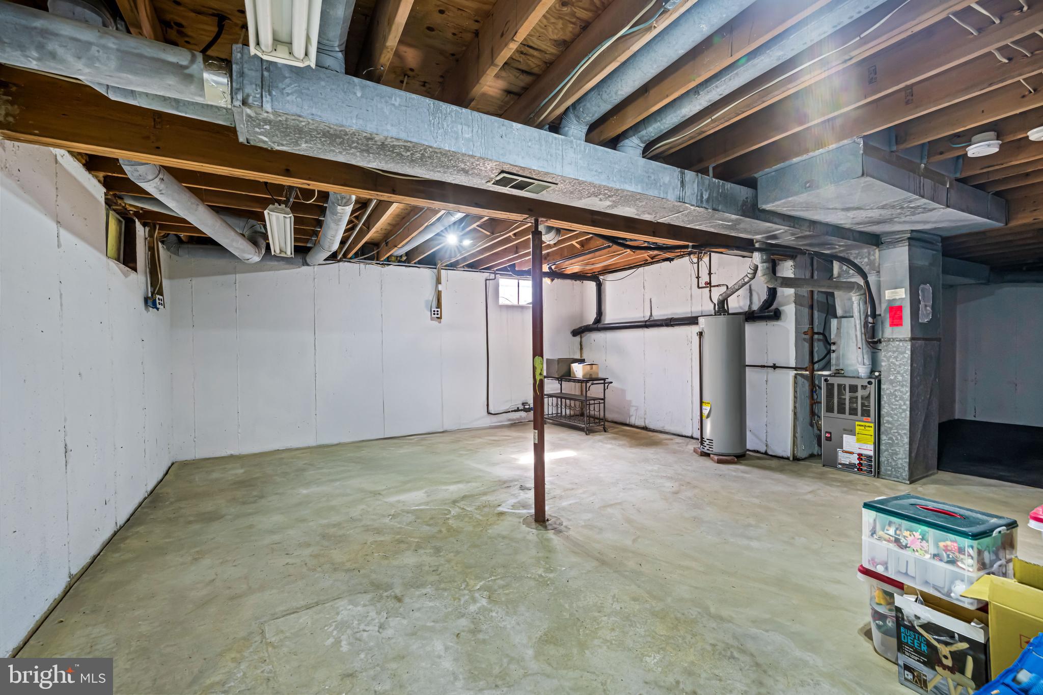 12 Apple Way Marlton, NJ 08053 - Photo 32 of 47 a view of an empty room