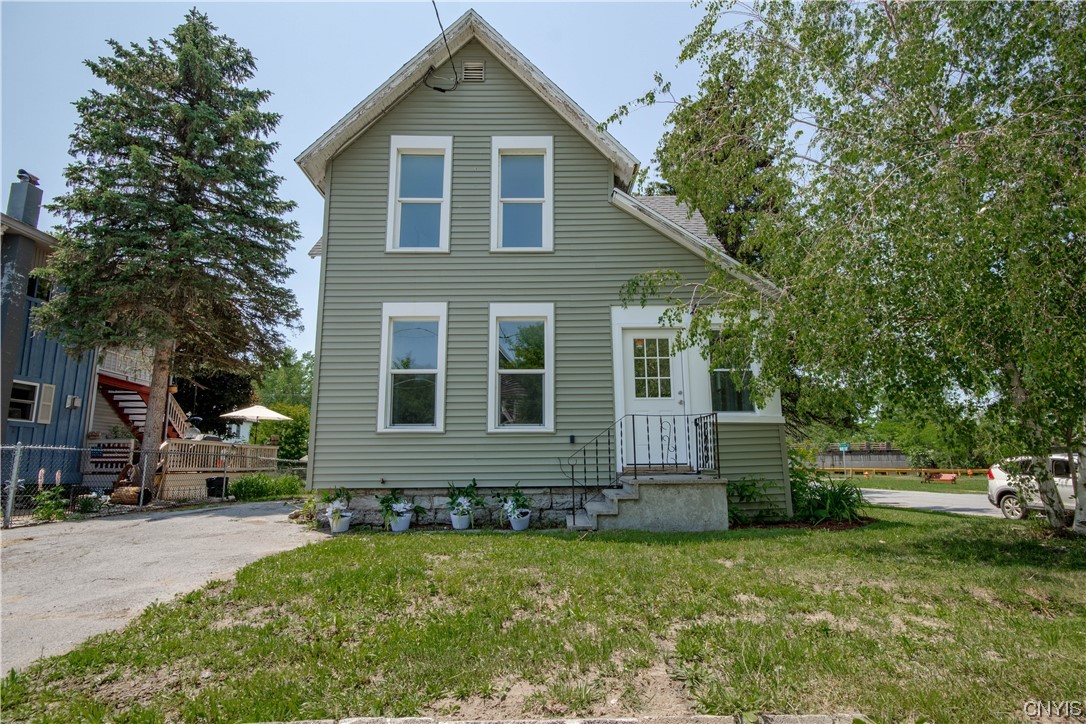 947 Summer Street, Watertown, NY 13601 Compass