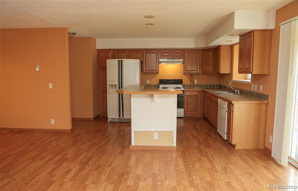 2755 Curtis Road Leonard, MI 48367 - Photo 23 of 61