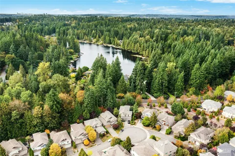 $1,720,000 | 2002 263rd Lane Southeast, Sammamish, WA 98075