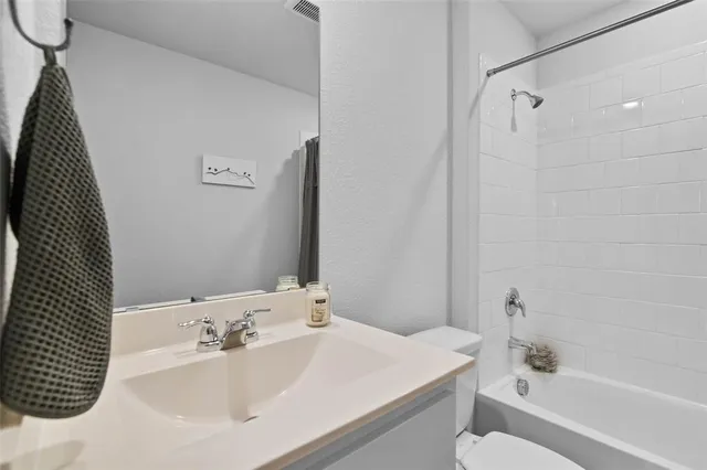 $375,000 | 5824 Harvey Gap Lane, Denton, TX 76226