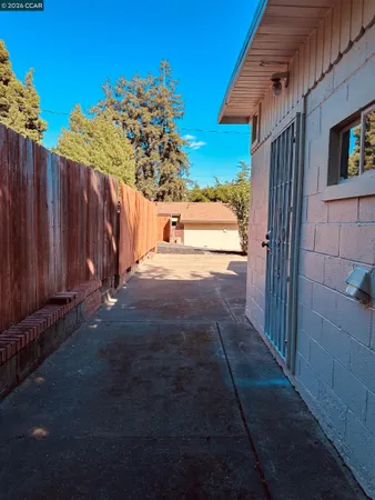 $379,000 | 447 Maple Avenue, Vallejo, CA 94591