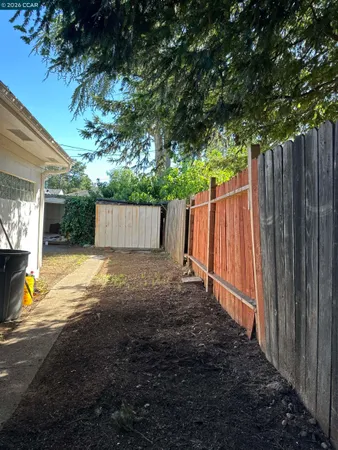 $379,000 | 447 Maple Avenue, Vallejo, CA 94591