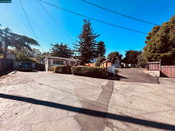 $379,000 | 447 Maple Avenue, Vallejo, CA 94591