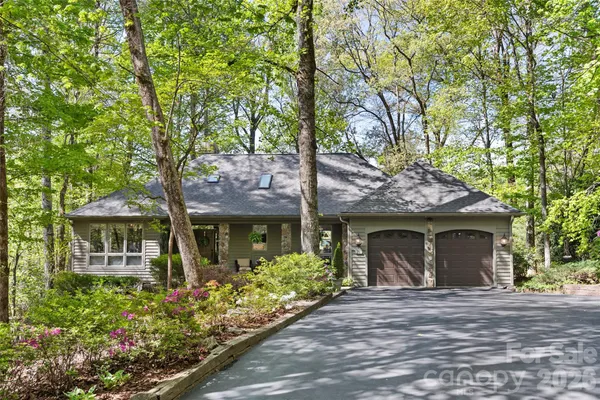 $1,200,000 | 21 Laurel Wood Court, Sapphire, NC 28774
