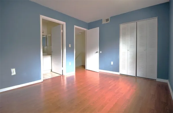 $2,300 | 9477 Palm Circle, Pembroke Pines, FL 33025