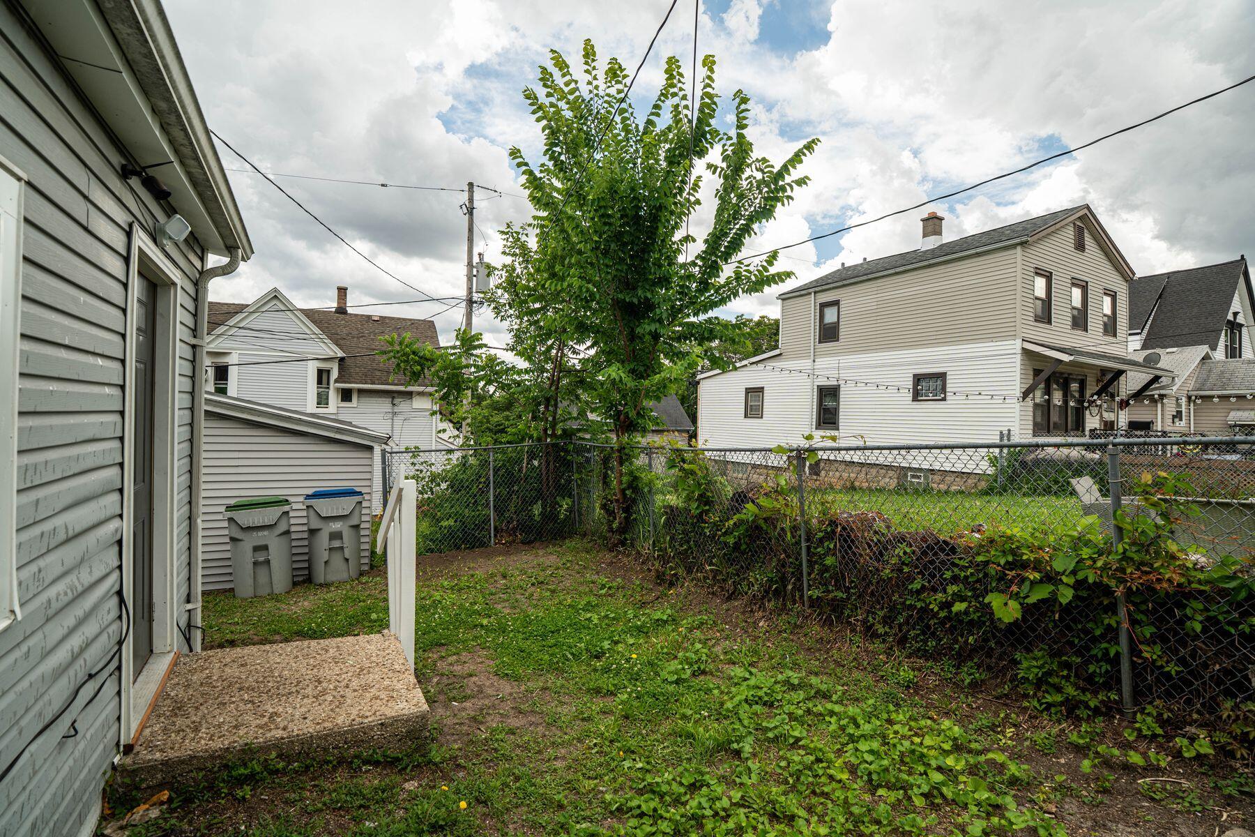 547 North 25th Street Milwaukee, WI 53233 - Photo 25 of 27 Back View of Home
