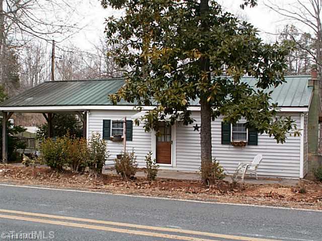 1271 Warf Road Lexington, NC 27292 - Photo 14 of 14 Exterior Front.