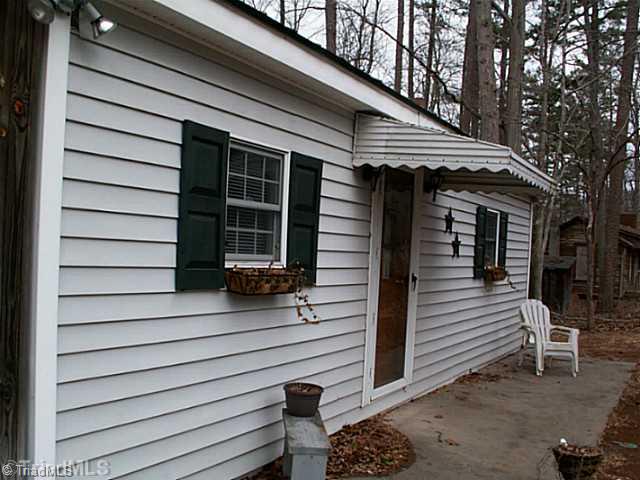 1271 Warf Road Lexington, NC 27292 - Photo 8 of 14 Exterior Front.