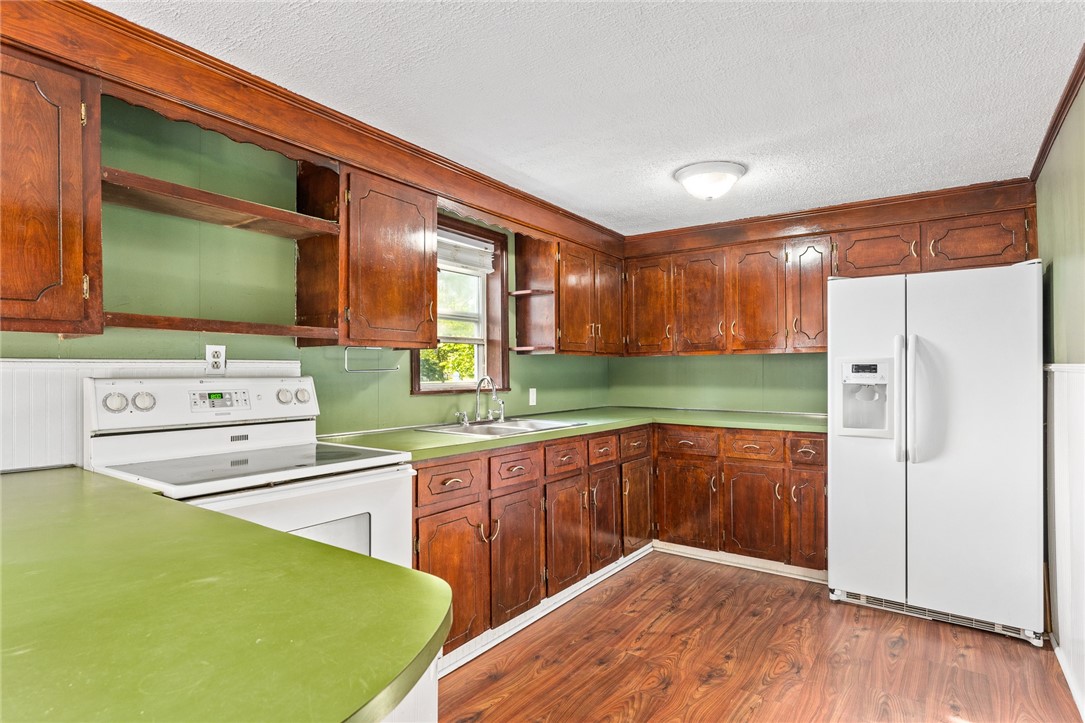 50 Primrose Road Bristol, RI 02809 - Photo 9 of 23