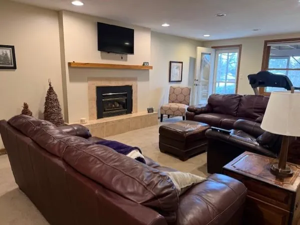 $305,000 | 1716 Edgewood Road, Winona, MN 55987