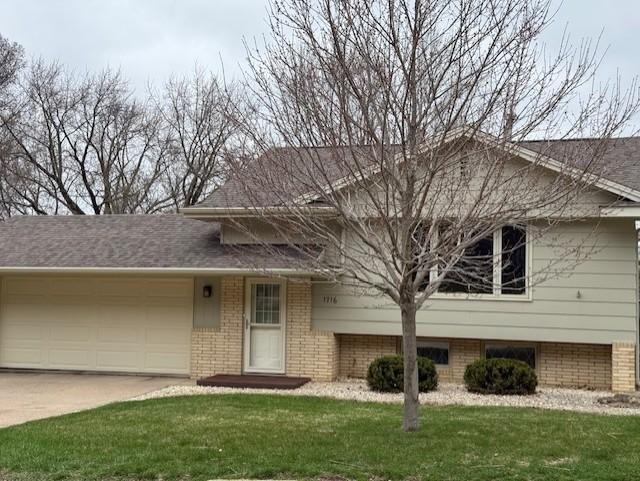 1716 Edgewood Road Winona, MN 55987 - Photo 2 of 29