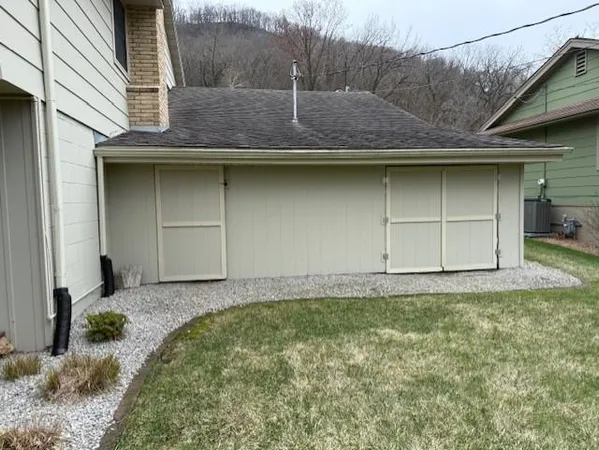 $305,000 | 1716 Edgewood Road, Winona, MN 55987