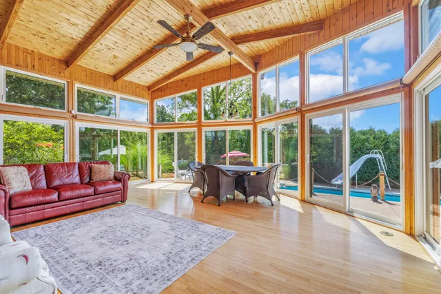 $1,899,000 | N2297 West Main Road, Linn, WI 53147