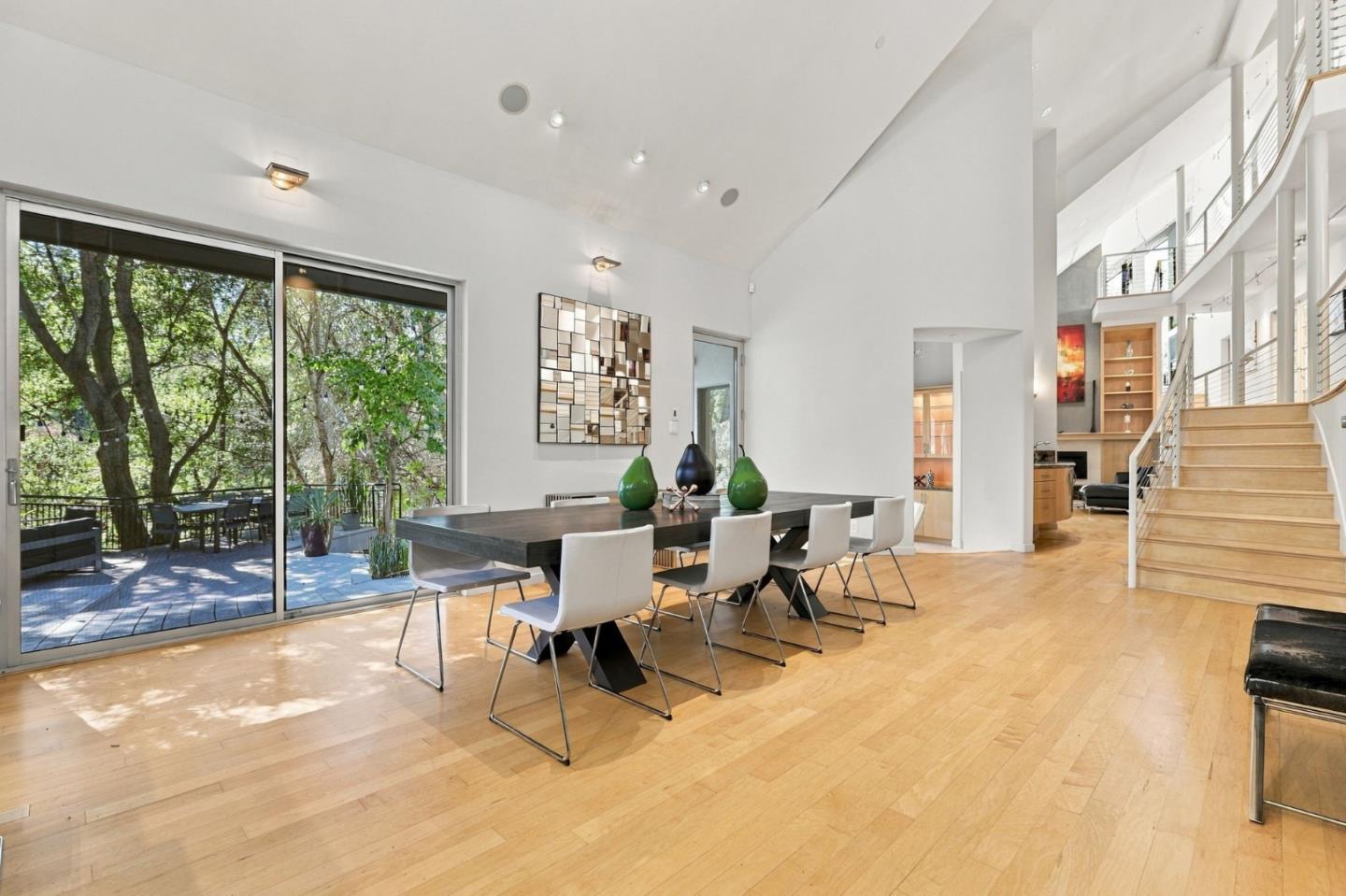217 Mistletoe Road Los Gatos, CA 95032 - Photo 9 of 126 Gallery Image 9