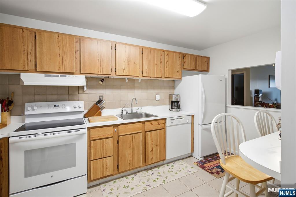 10 Orchard Street, Unit 1F Hackensack, NJ 07601 - Photo 4 of 15