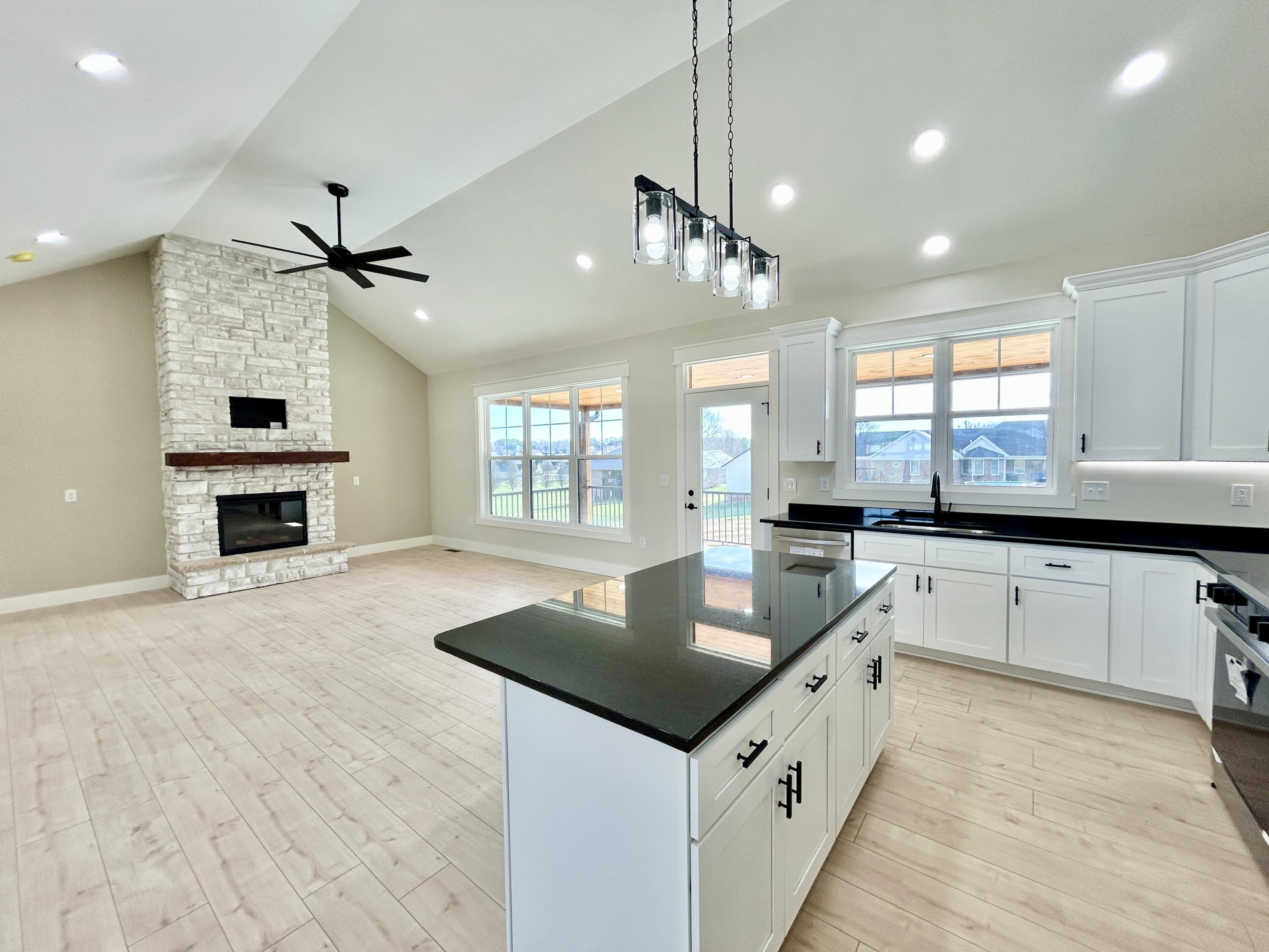 783 Splendor View Dr. Somerset, KY 42503 - Photo 28 of 68 IMG_4352