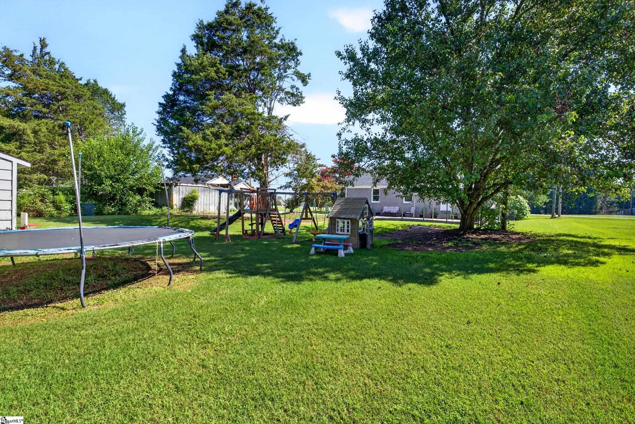 1758 Abner Creek Road Greer, SC 29651 - Photo 27 of 34