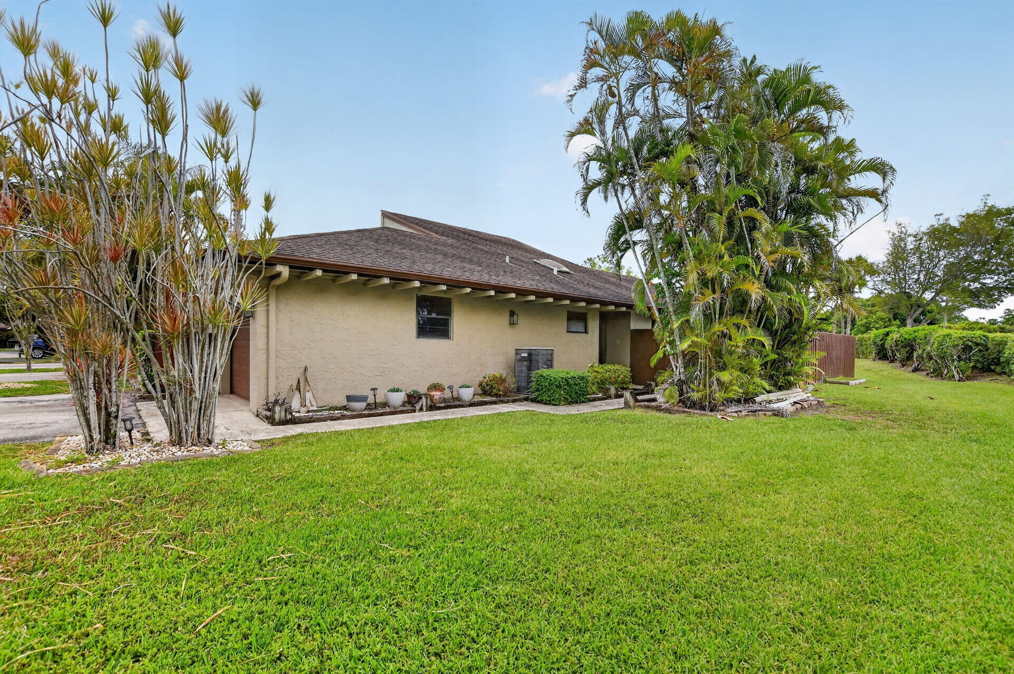 22718 Vistawood Way Boca Raton, FL 33428 - Photo 42 of 43 47-web-or-mls-DSC_7877