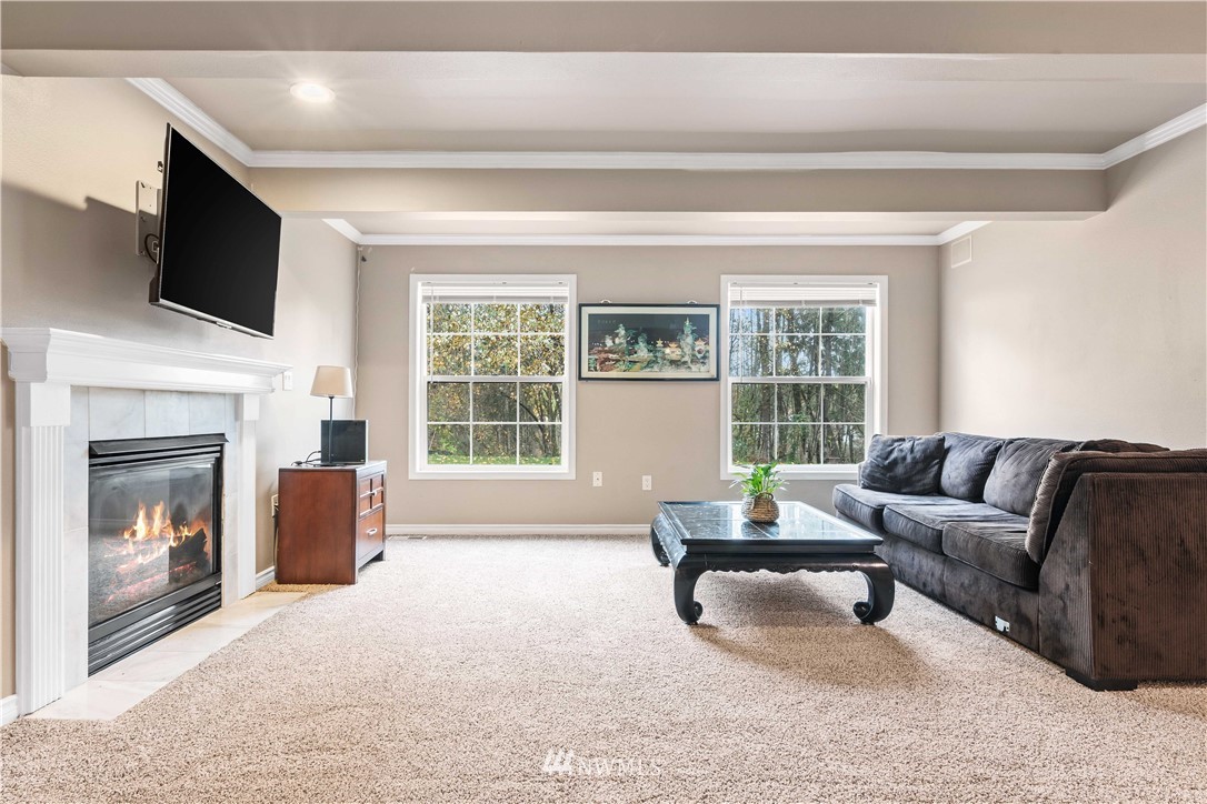14033 Southeast 185th Place Renton, WA 98058 - Photo 15 of 39 Gallery Image 15