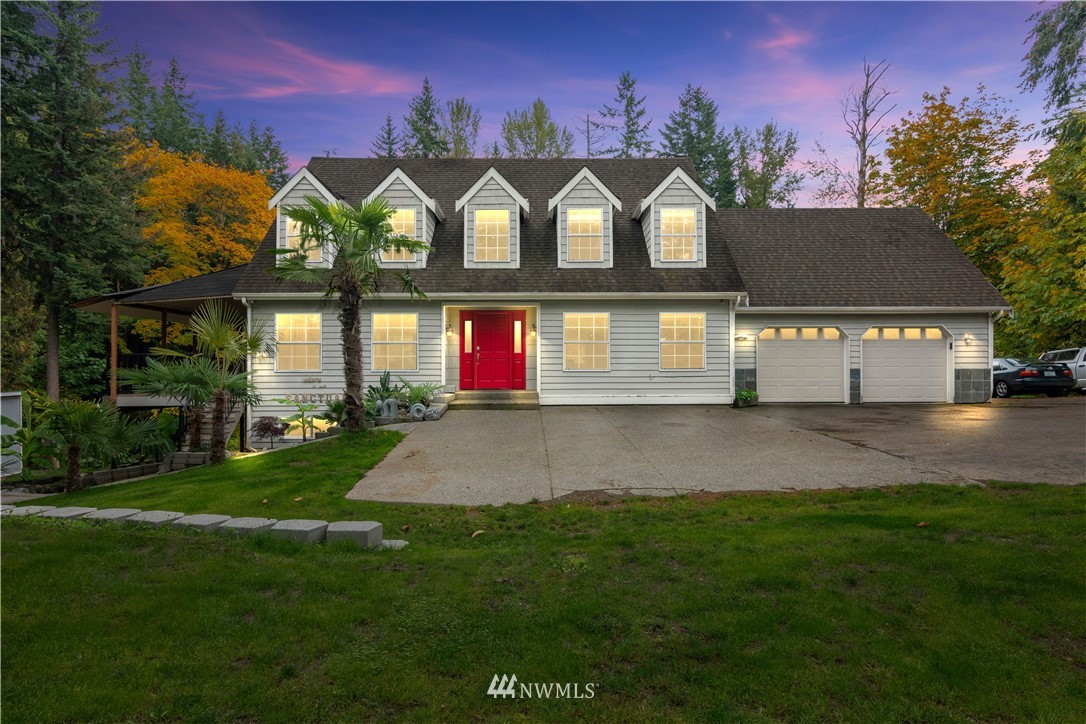 14033 Southeast 185th Place Renton, WA 98058 - Photo 5 of 39 Gallery Image 5