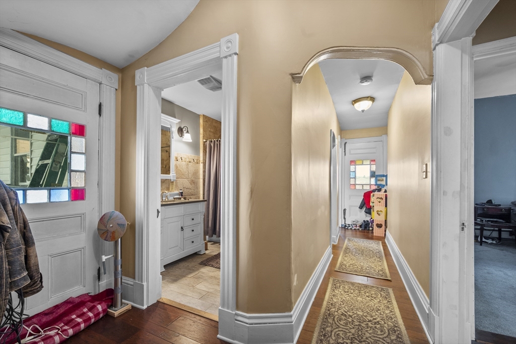 76 Water Street Danvers, MA 01923 - Photo 11 of 35